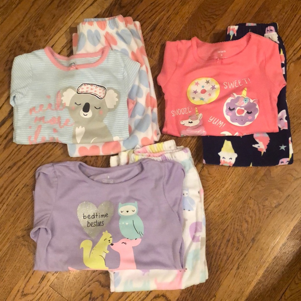 3 pair Carter’s pjs for girls